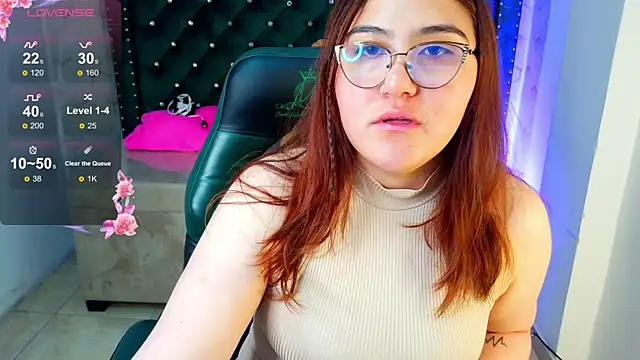 Snapshot of conniejames_m chatting on June 7, 12:32 pm conniejames m online show from June 7, 12:32 pm
