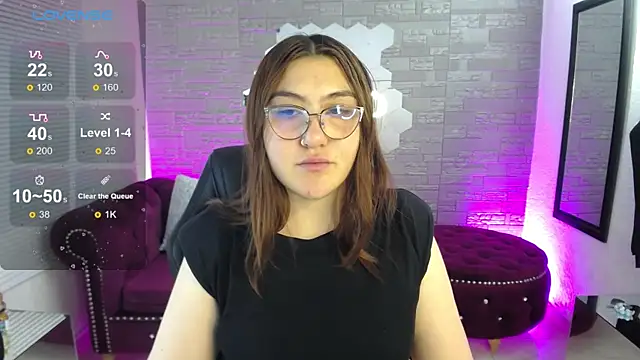 conniejames m online show from April 22, 2:02 pm