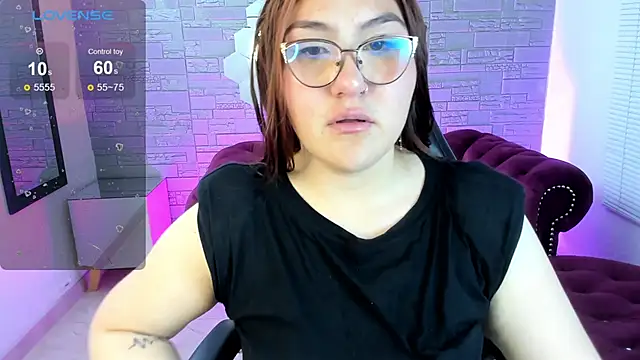 conniejames m online show from March 21, 1:26 pm