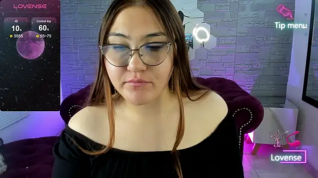 conniejames m online show from December 15, 12:55 pm