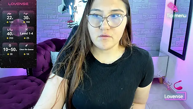 conniejames m online show from December 1, 12:28 pm