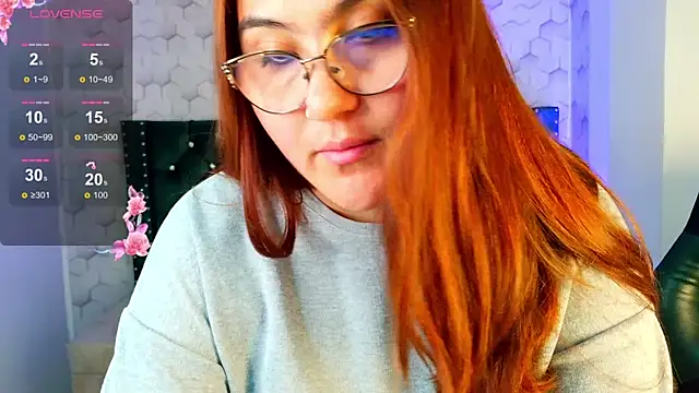 Snapshot of conniejames_m chatting on June 6, 10:53 am conniejames m online show from June 6, 10:53 am