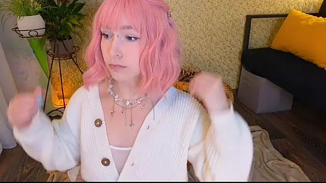 EmmyAmbros online show from November 4, 1:20 am