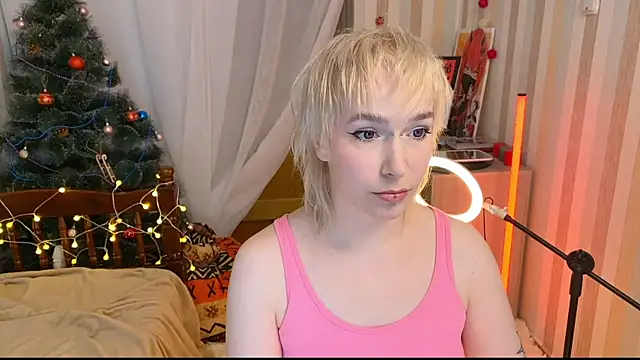 EmmyAmbros online show from January 6, 10:58 pm