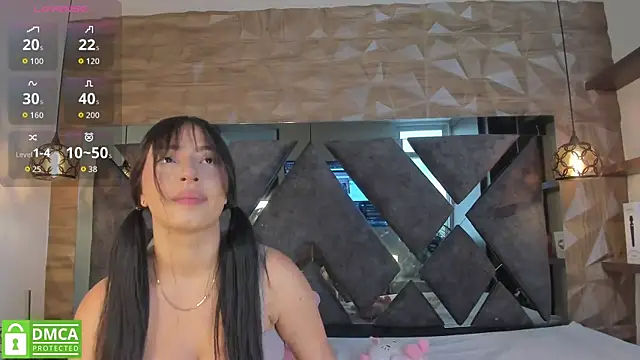 Venus velez  online show from March 15, 12:34 pm