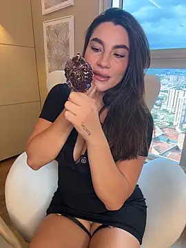 SaharaRush  online show from February 5, 9:10 pm