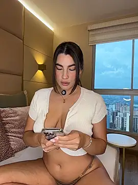 SaharaRush  online show from December 18, 9:29 pm