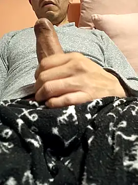 GuapoCoqueto online show from November 14, 7:01 am