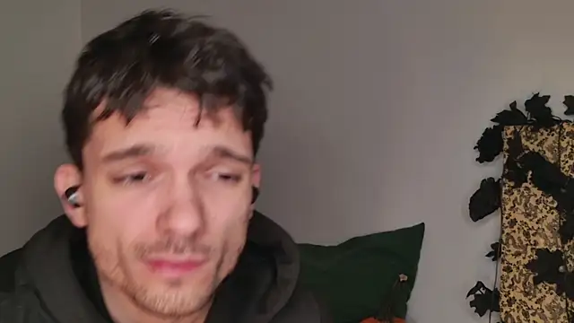 JackDesFeux online show from October 30, 11:41 am