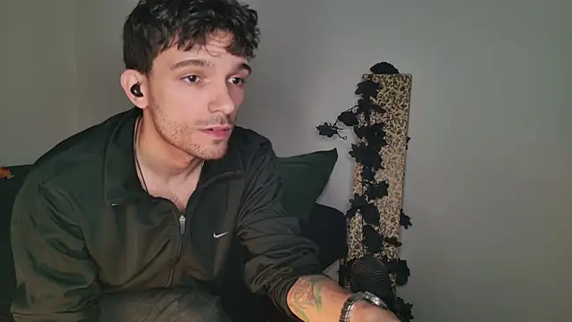 JackDesFeux online show from November 6, 5:00 am