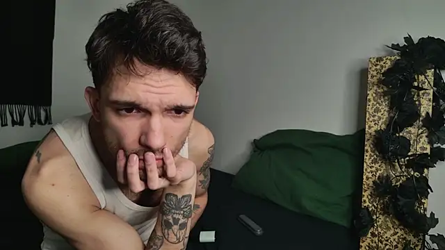 JackDesFeux online show from March 4, 1:24 am