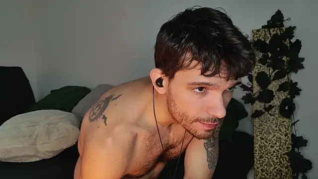 JackDesFeux online show from November 17, 1:26 pm