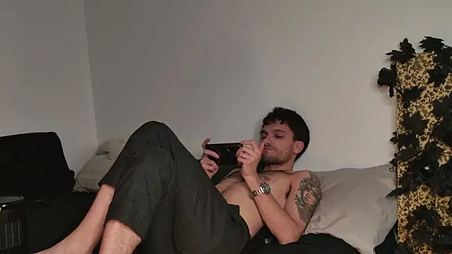 JackDesFeux online show from December 4, 8:35 am