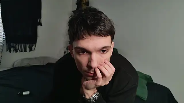 JackDesFeux online show from February 25, 1:00 pm