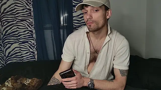 JackDesFeux online show from April 14, 7:13 am