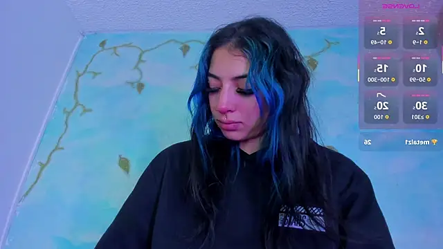 Snapshot of SaturnooStonee chatting on December 3, 12:55 am SaturnooStonee online show from December 3, 12:55 am