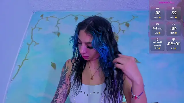 Snapshot of SaturnooStonee chatting on December 5, 1:05 am SaturnooStonee online show from December 5, 1:05 am