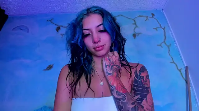 SaturnooStonee online show from March 26, 2:21 am