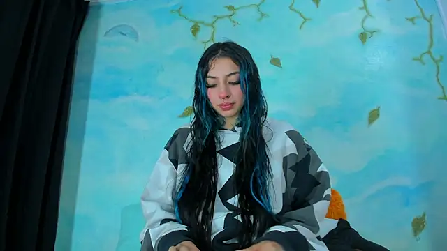 Snapshot of SaturnooStonee chatting on September 15, 6:36 am SaturnooStonee online show from September 15, 6:36 am