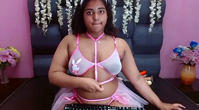 Snapshot of Sofia_Hernandez_ chatting on March 2, 9:54 am Sofia Hernandez online show from March 2, 9:54 am