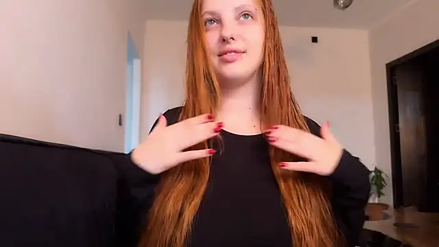 Snapshot of Chaptertoo chatting on October 9, 5:57 pm Chaptertoo online show from October 9, 5:57 pm