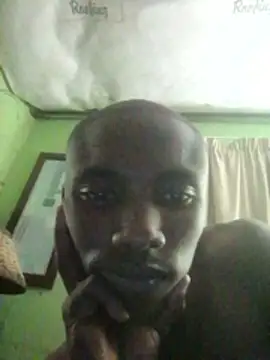 Snapshot of Mnkossi chatting on May 21, 11:13 pm Mnkossi online show from May 21, 11:13 pm