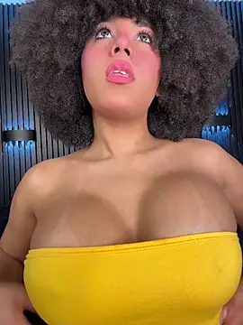 kendall coxx online show from April 12, 7:44 am