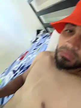 luismanuel 1998 online show from March 4, 4:15 pm