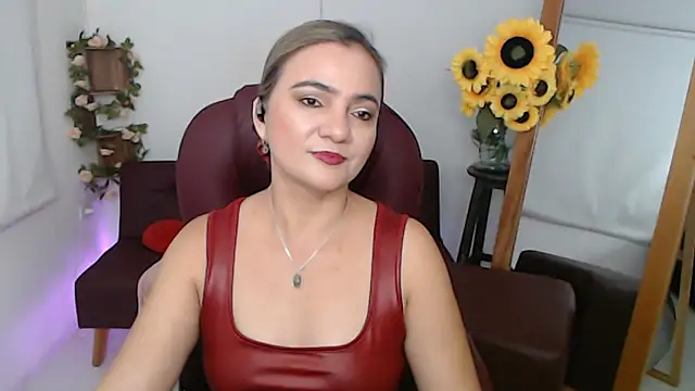 ana milf online show from June 10, 3:24 pm