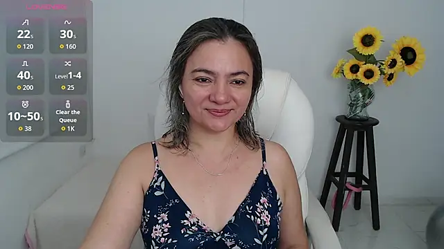Snapshot of ana_milf chatting on October 17, 11:01 am ana milf online show from October 17, 11:01 am