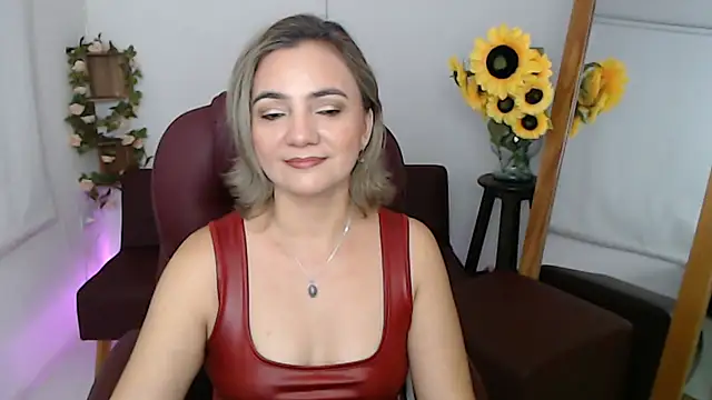 ana milf online show from July 10, 1:44 pm