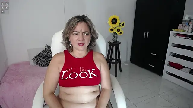 Snapshot of ana_milf chatting on February 11, 2:46 pm ana milf online show from February 11, 2:46 pm