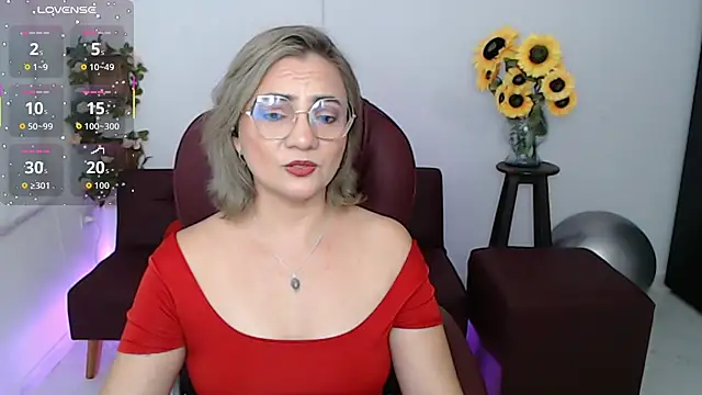 ana milf online show from May 8, 1:37 pm
