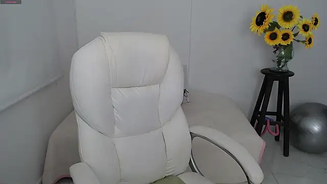 Snapshot of ana_milf chatting on September 12, 12:16 pm ana milf online show from September 12, 12:16 pm