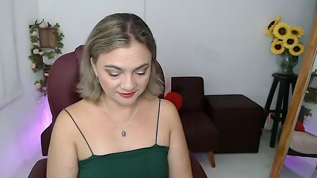 ana milf online show from May 25, 3:11 pm