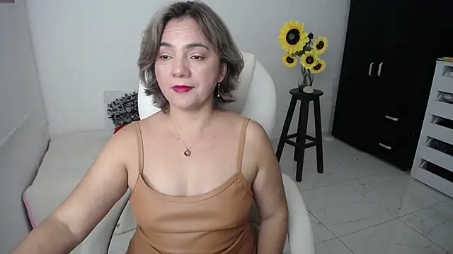 Snapshot of ana_milf chatting on March 13, 10:21 pm ana milf online show from March 13, 10:21 pm