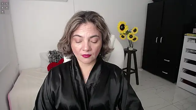 Snapshot of ana_milf chatting on March 15, 1:07 pm ana milf online show from March 15, 1:07 pm