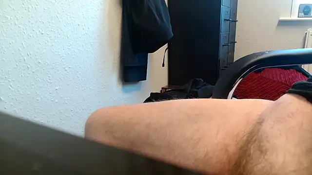 Snapshot of toptugger chatting on January 9, 11:36 am toptugger online show from January 9, 11:36 am