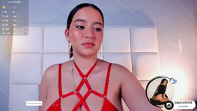 Snapshot of danii_hill_ chatting on September 18, 4:15 am danii hill online show from September 18, 4:15 am
