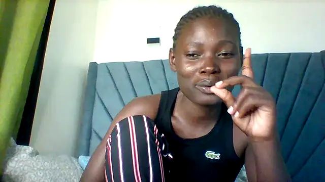 Snapshot of Hope_beib chatting on June 19, 7:58 am Hope beib online show from June 19, 7:58 am