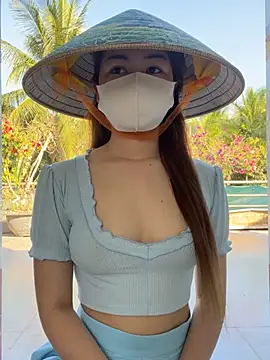 BabyThree  online show from March 24, 9:09 am