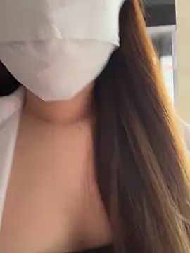 BabyThree  online show from February 28, 3:50 am