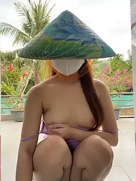 BabyThree  online show from March 19, 8:14 am