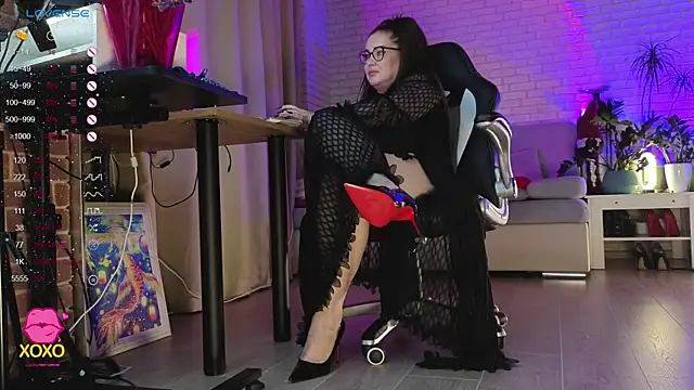 misskaassandraa online show from December 4, 2:27 pm