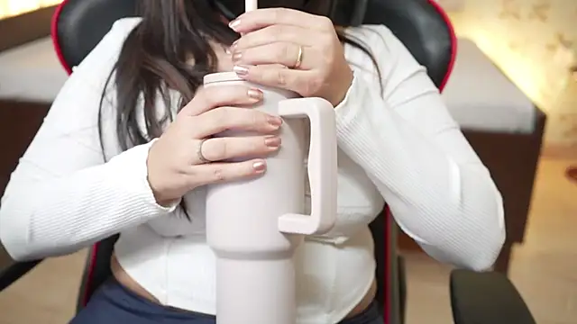 only aleesha online show from March 18, 9:21 pm