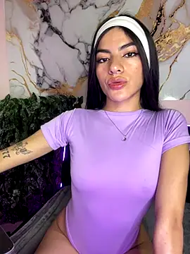 liss hot  online show from October 10, 10:21 pm