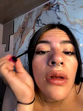 liss hot  online show from September 26, 6:59 pm