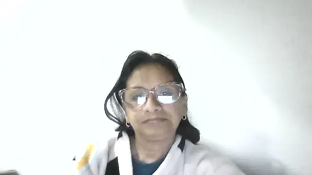 titssmall123 online show from August 6, 9:59 am