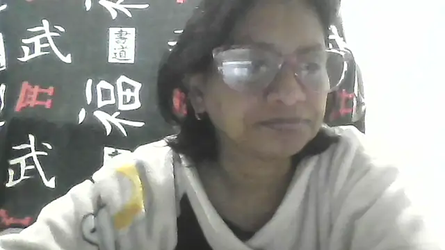 Snapshot of titssmall123 chatting on May 14, 8:55 am titssmall123 online show from May 14, 8:55 am