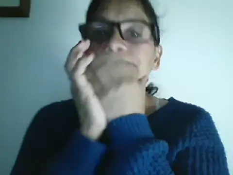 Snapshot of titssmall123 chatting on February 18, 10:49 am titssmall123 online show from February 18, 10:49 am